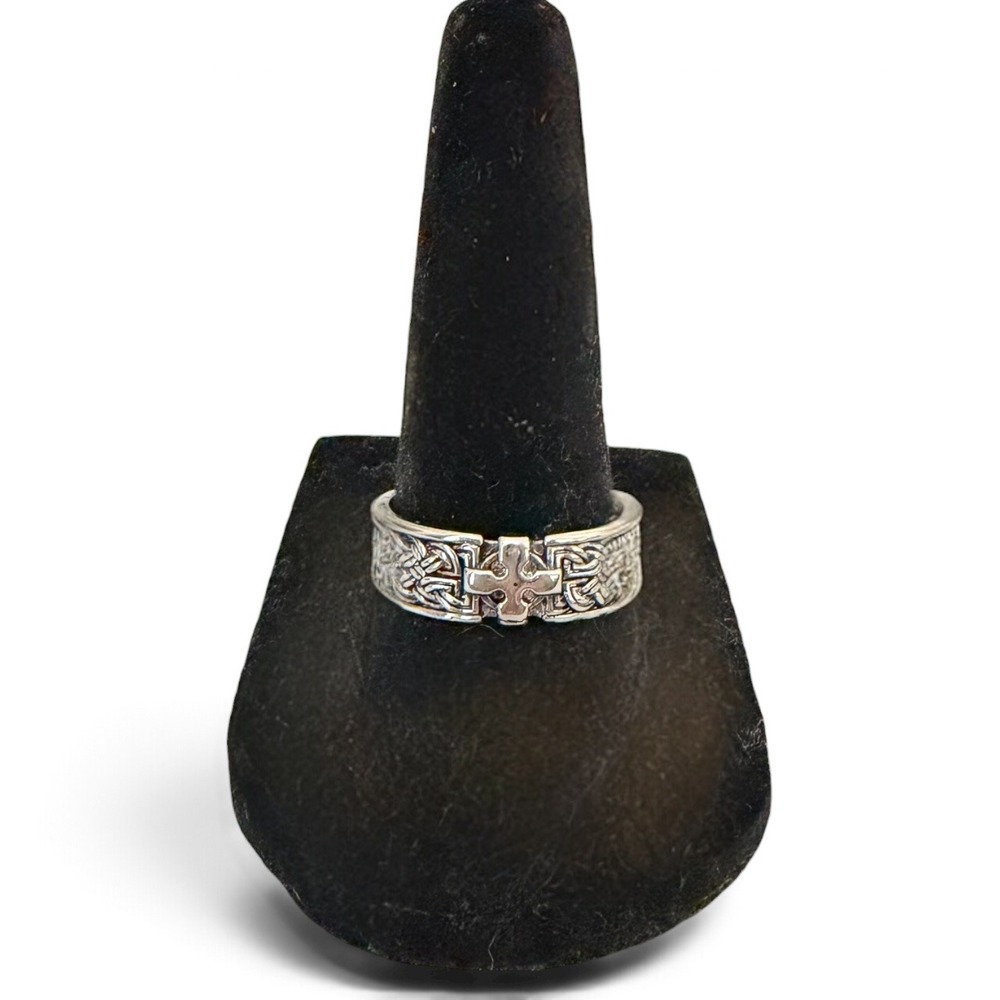 Vintage style Celtic Knot Ring - adjustable
Brand new